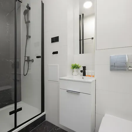 Pretty In Centre By Renters * Warsaw